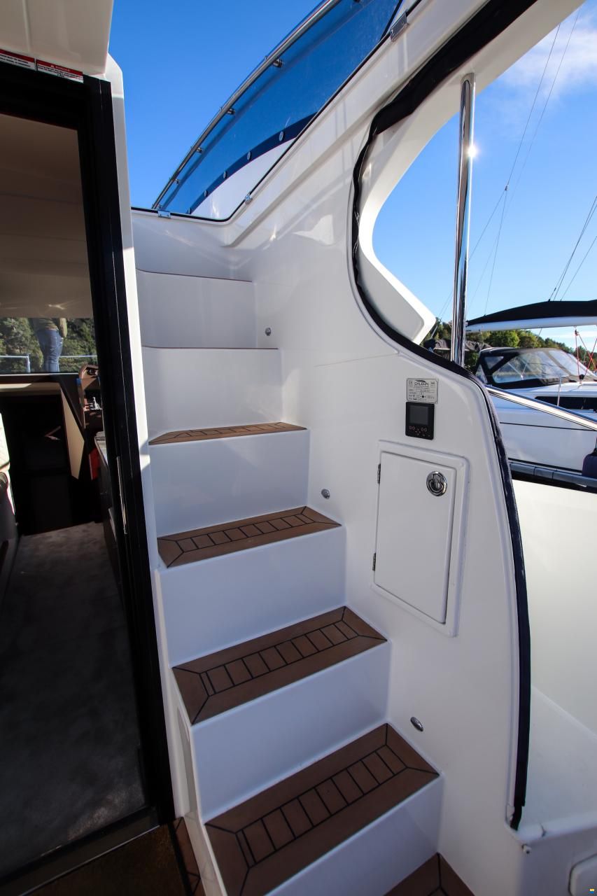 Galeon 360 Fly