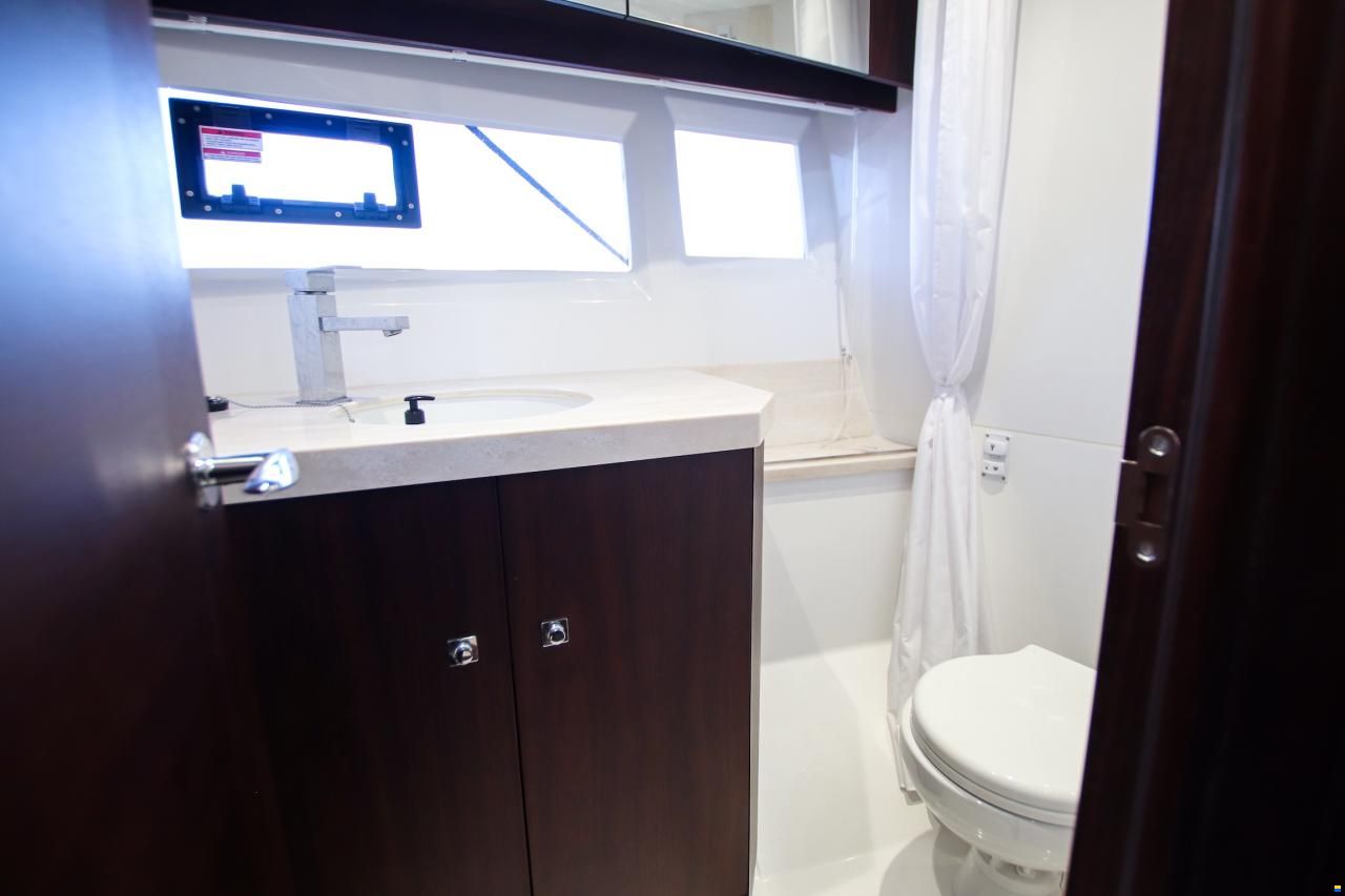 Galeon 360 Fly