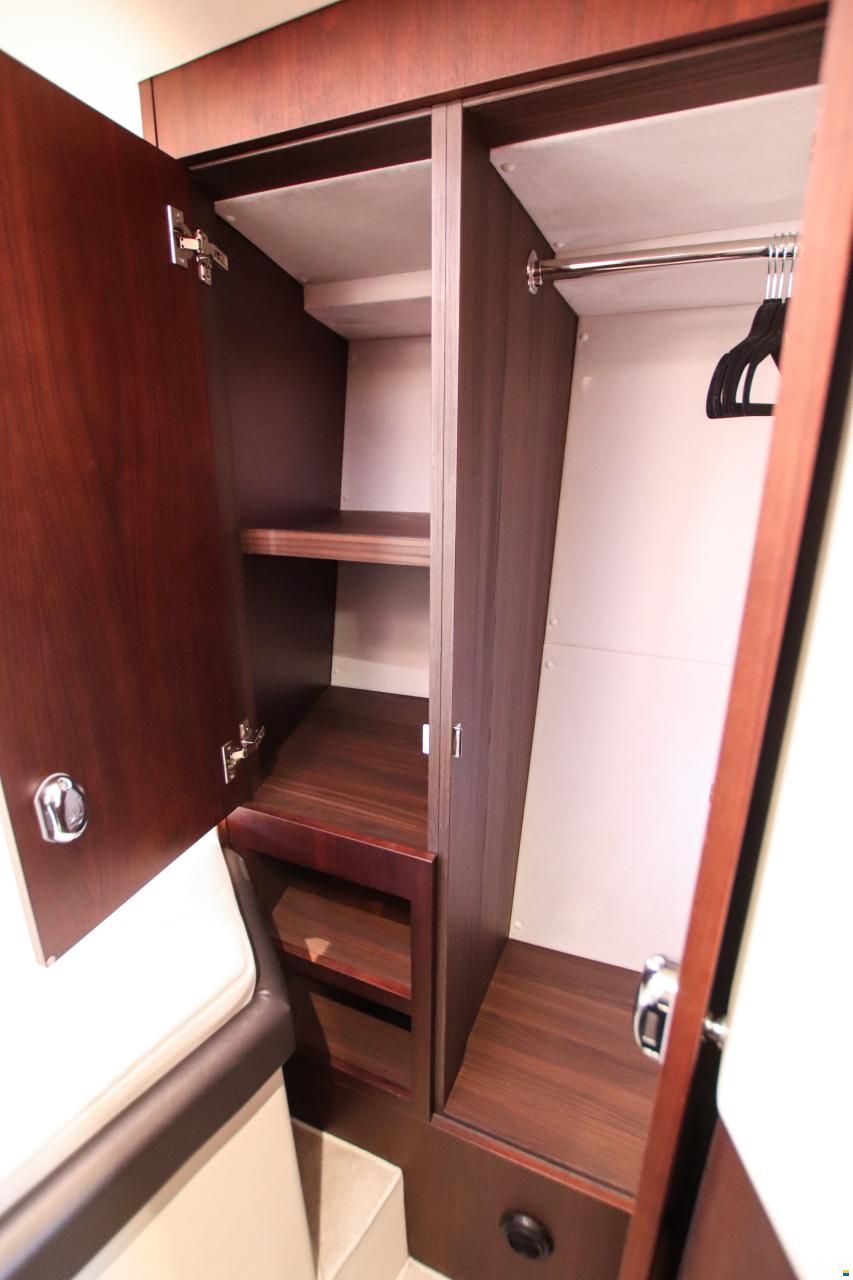 Galeon 360 Fly