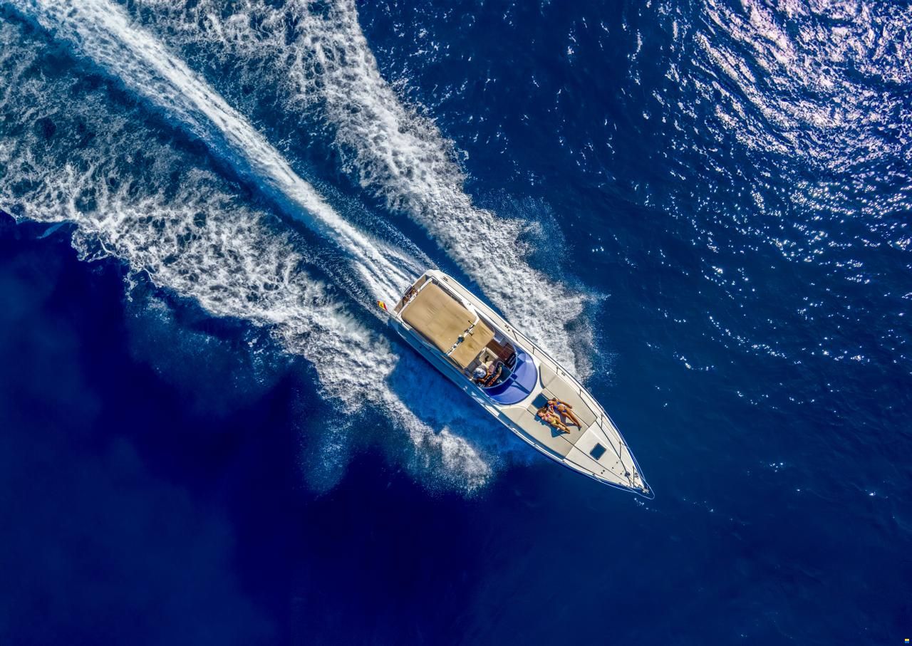 Sunseeker Thunderhawk 43