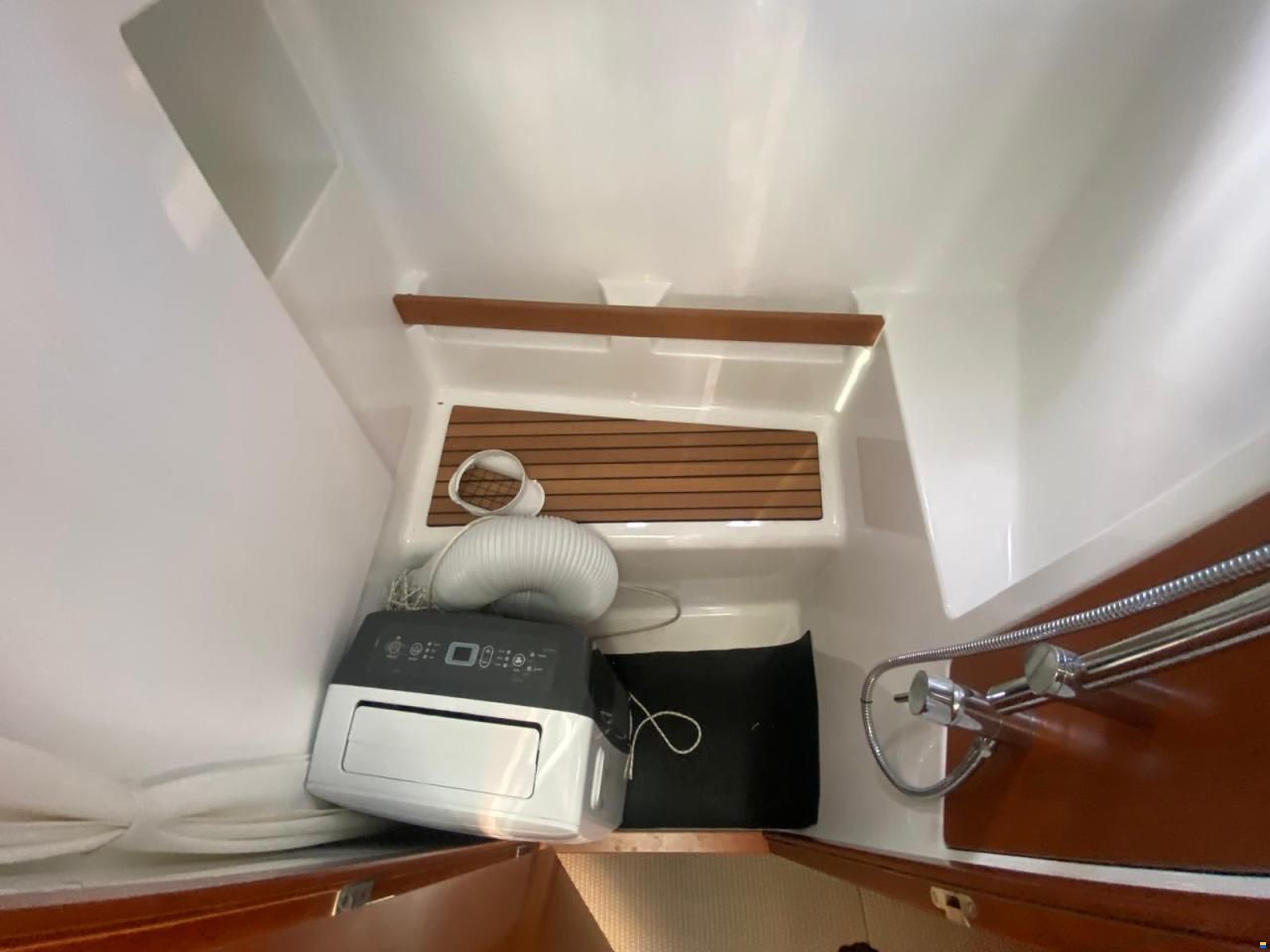 Beneteau Swift Trawler 30