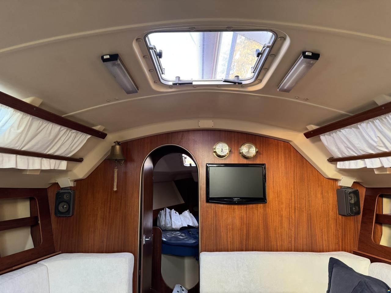Comar Comet1050