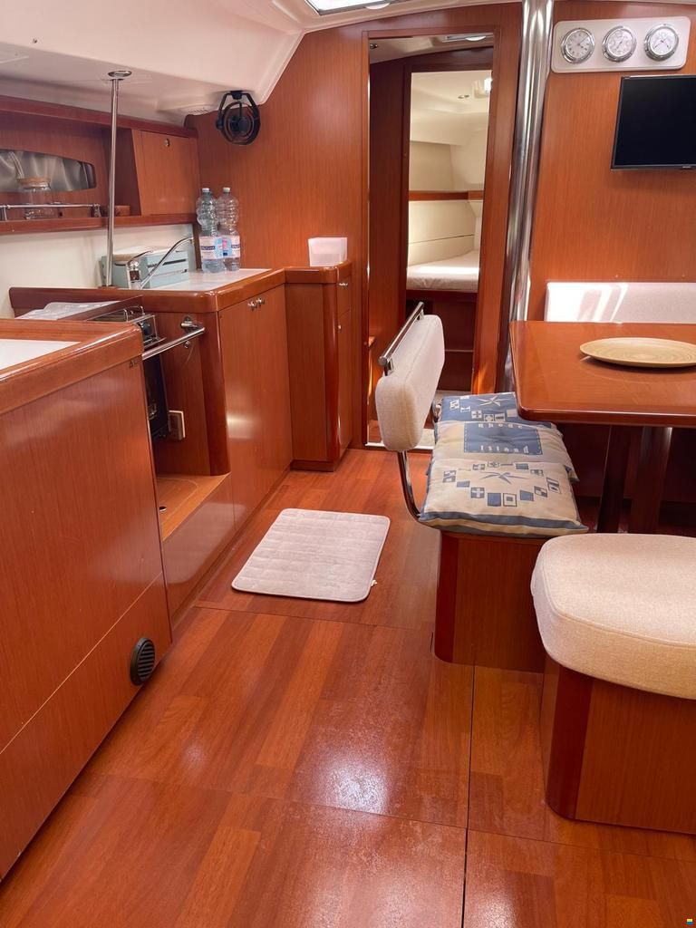 Beneteau Oceanis 46