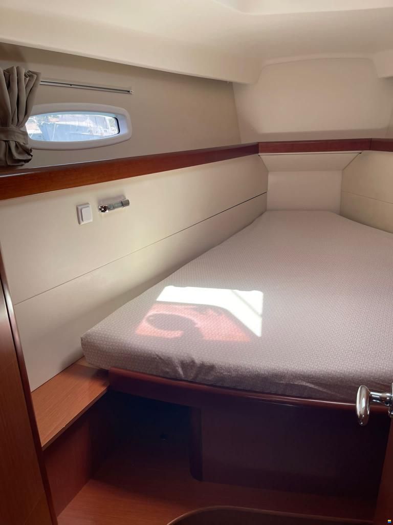 Beneteau Oceanis 46