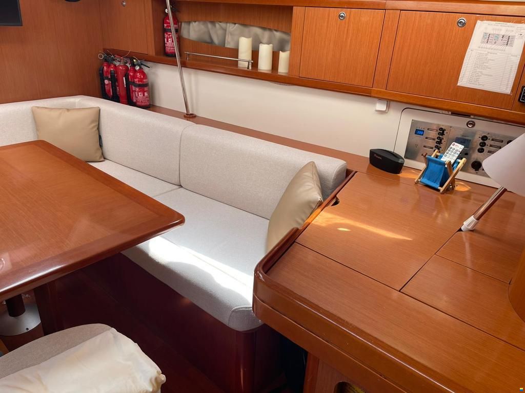 Beneteau Oceanis 46