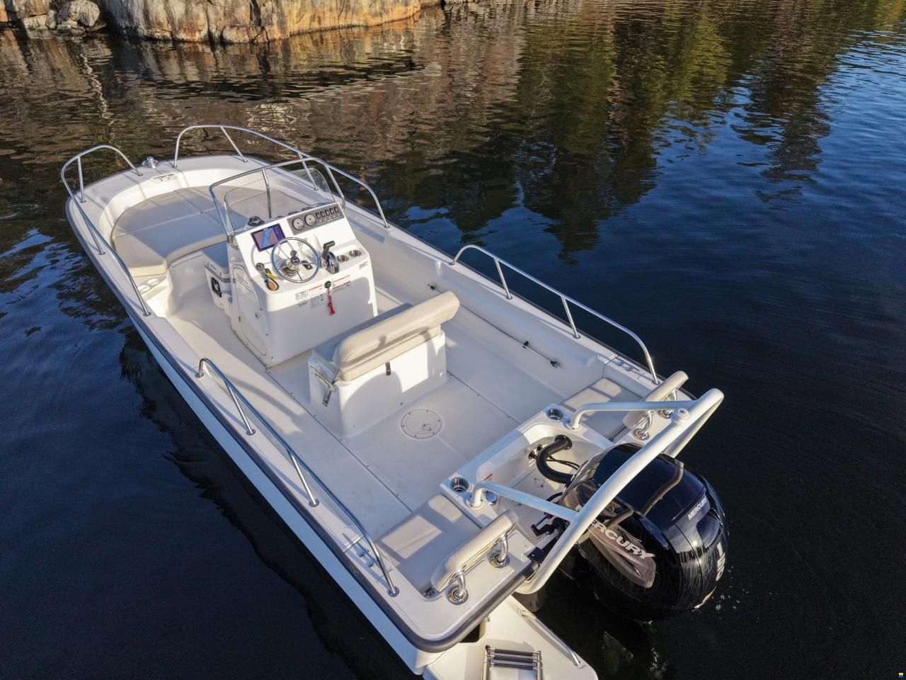 Boston Whaler 190 Montauk
