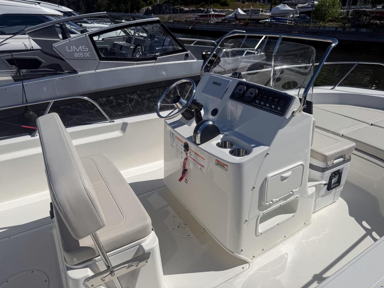 Boston Whaler 190 Montauk