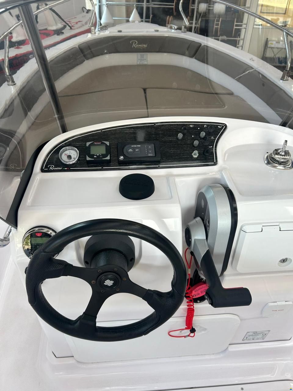 Ranieri Voyager 19S