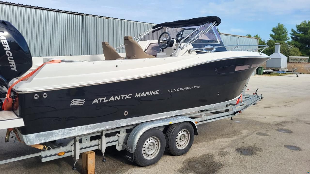 Atlantic Marine Sun Cruiser 730 DC