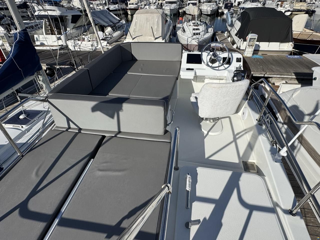 Beneteau Antares 11 Fly