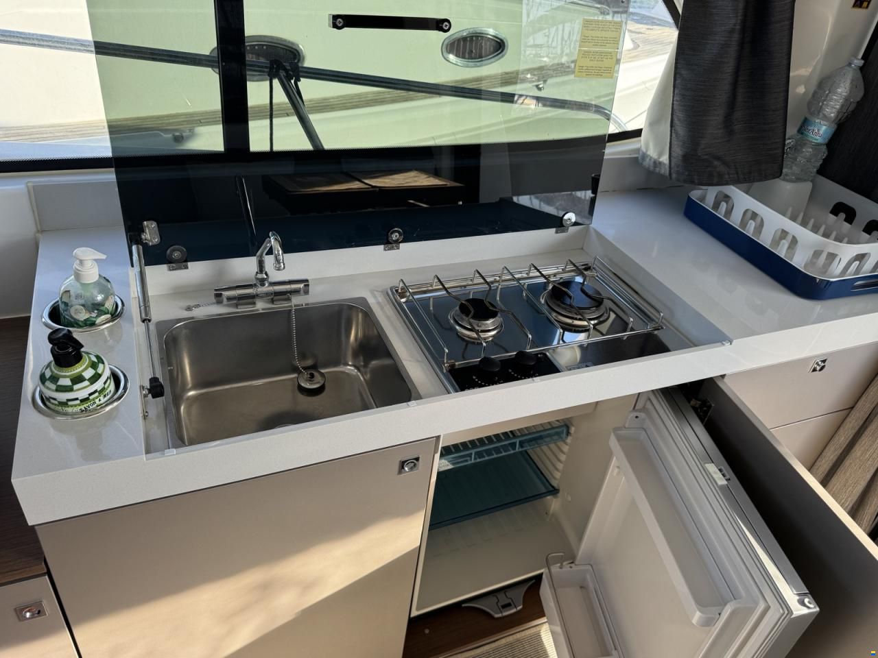 Beneteau Antares 11 Fly