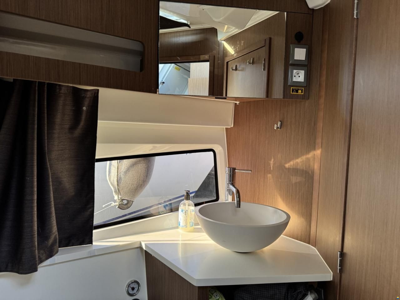 Beneteau Antares 11 Fly
