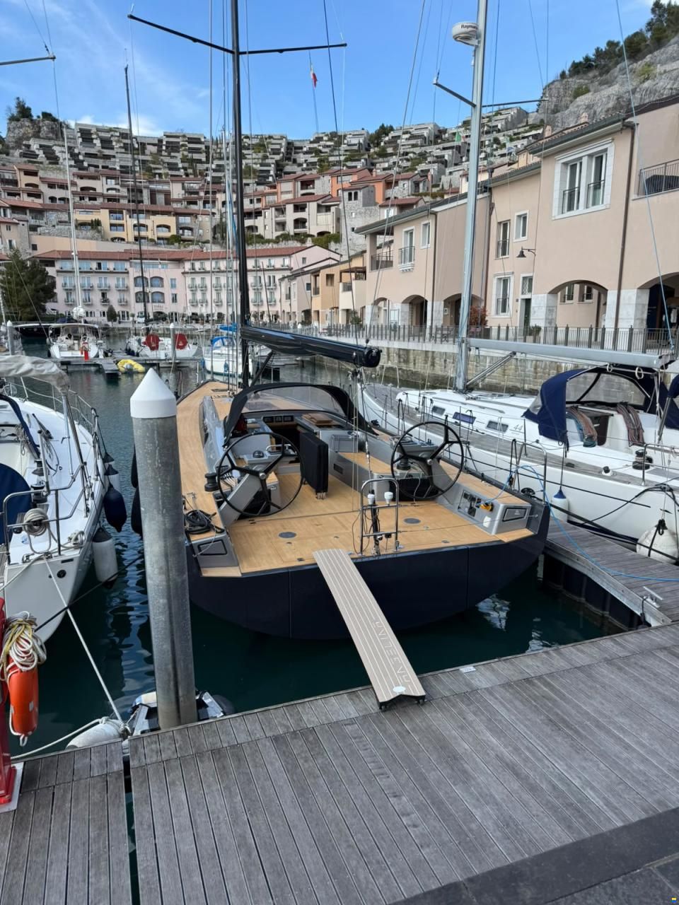 Solaris 44