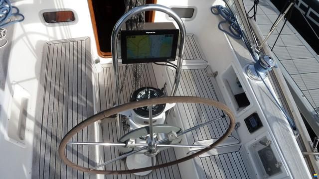 Hallberg-Rassy 34