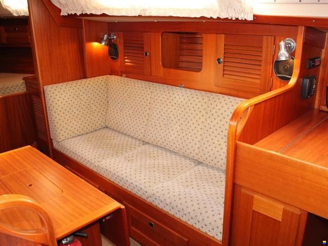 Hallberg-Rassy 34