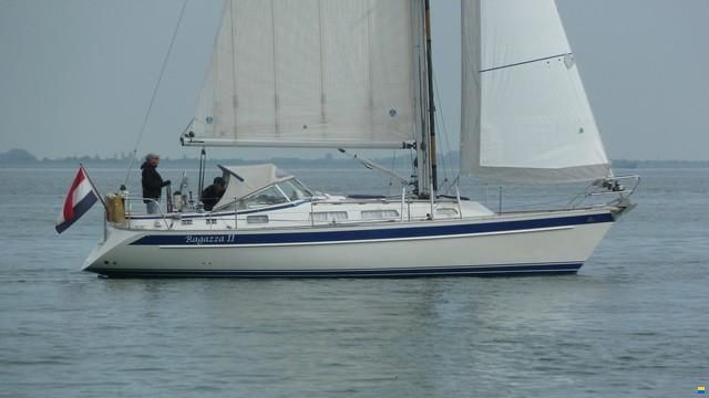 Hallberg-Rassy 34