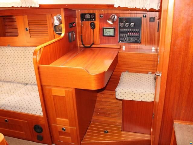 Hallberg-Rassy 34