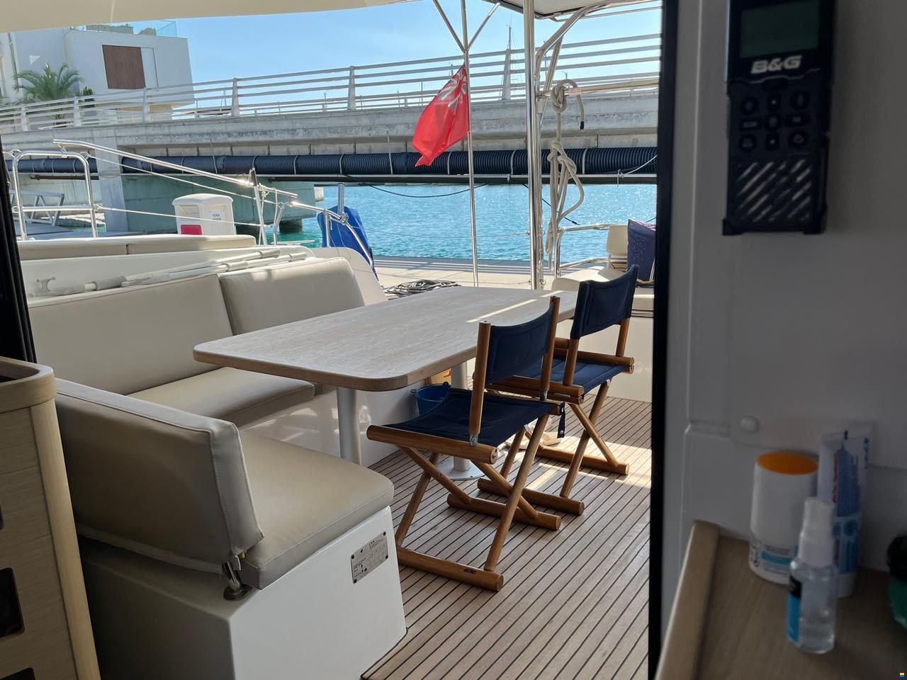 Lagoon 42