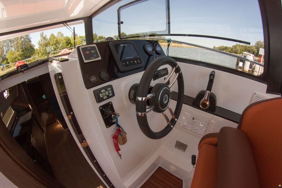 Nautic Neon 990