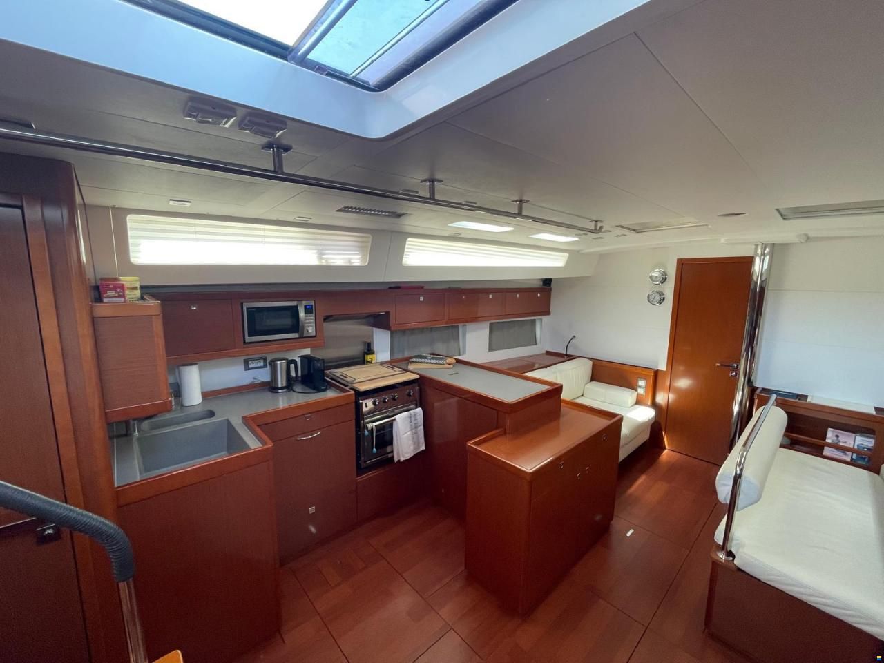 Beneteau Oceanis 55