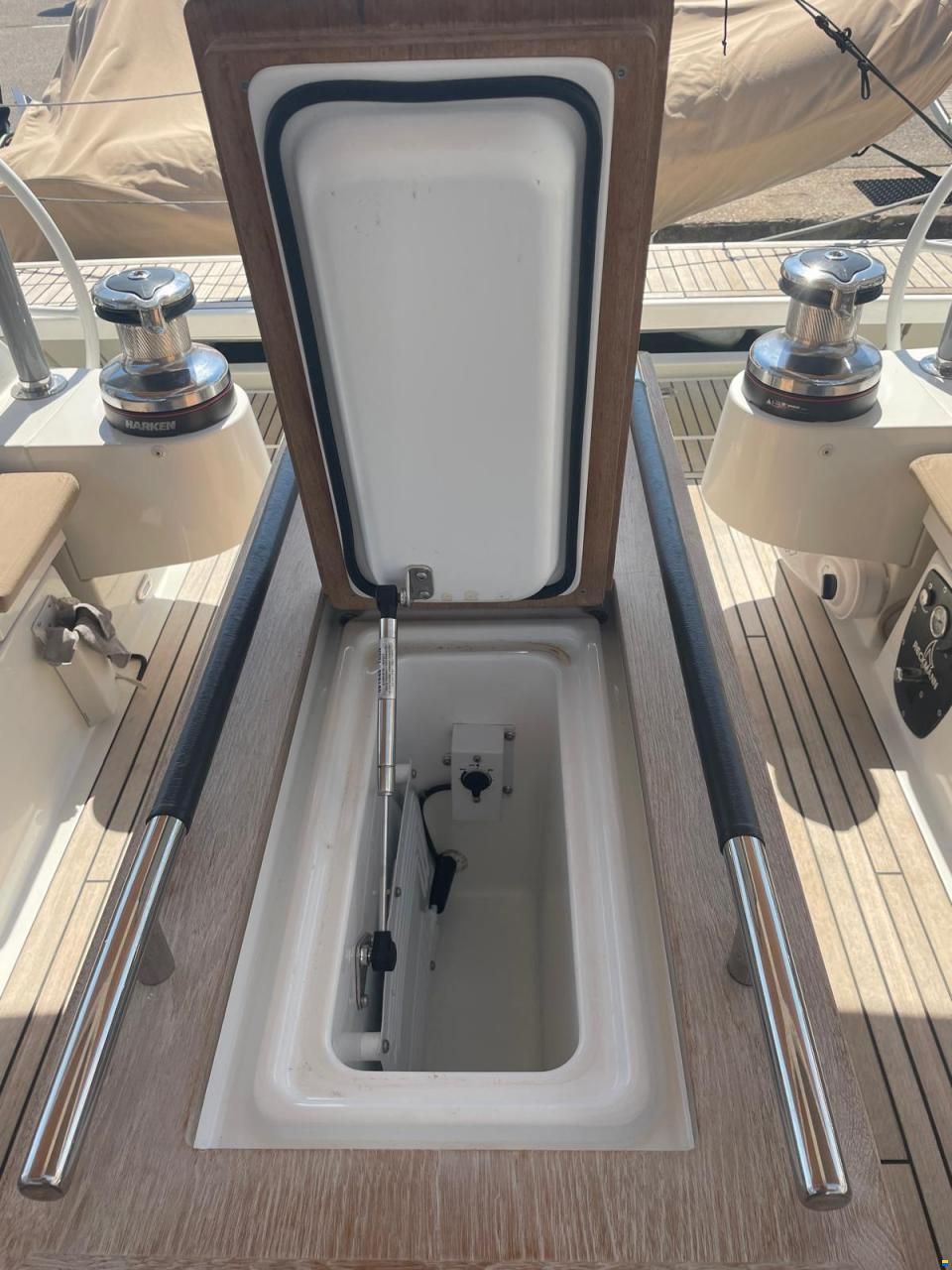 Beneteau Oceanis 55