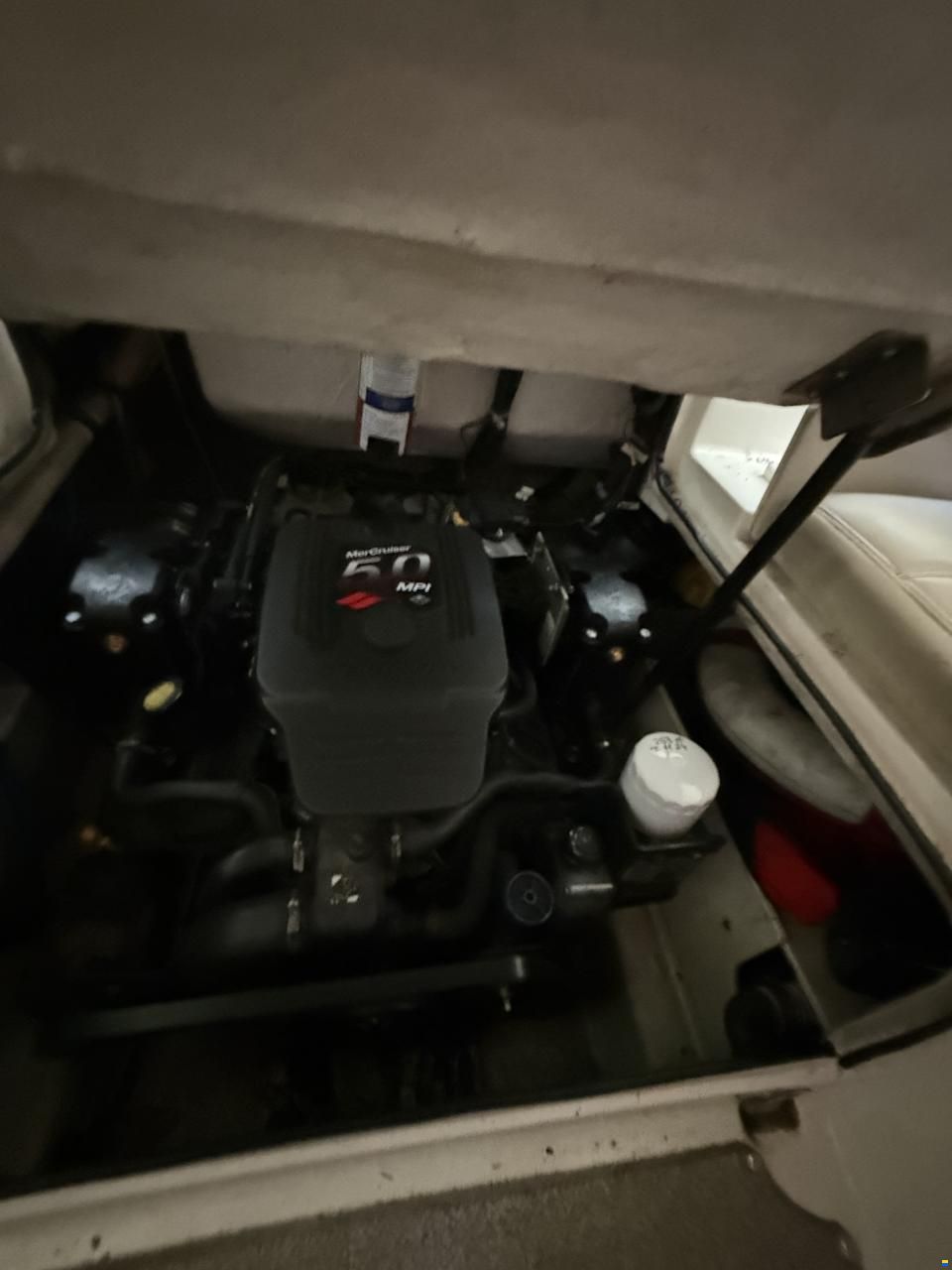 Maxum 2100sc3