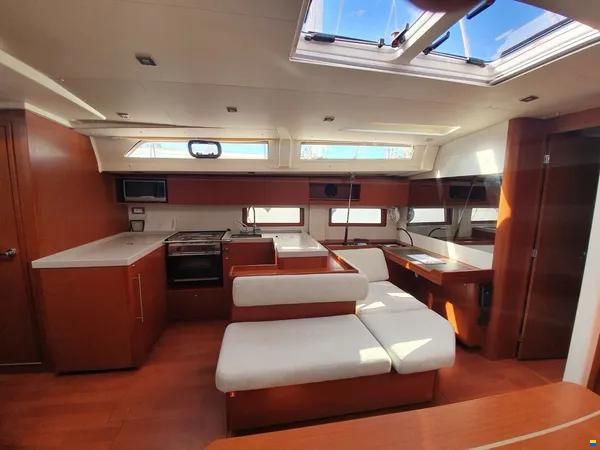 Beneteau Oceanis 51.1