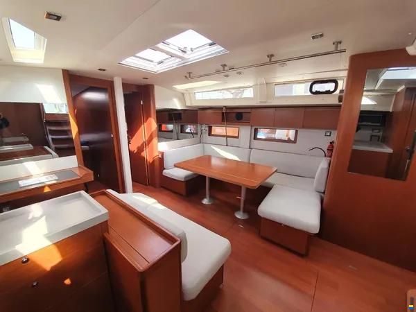Beneteau Oceanis 51.1