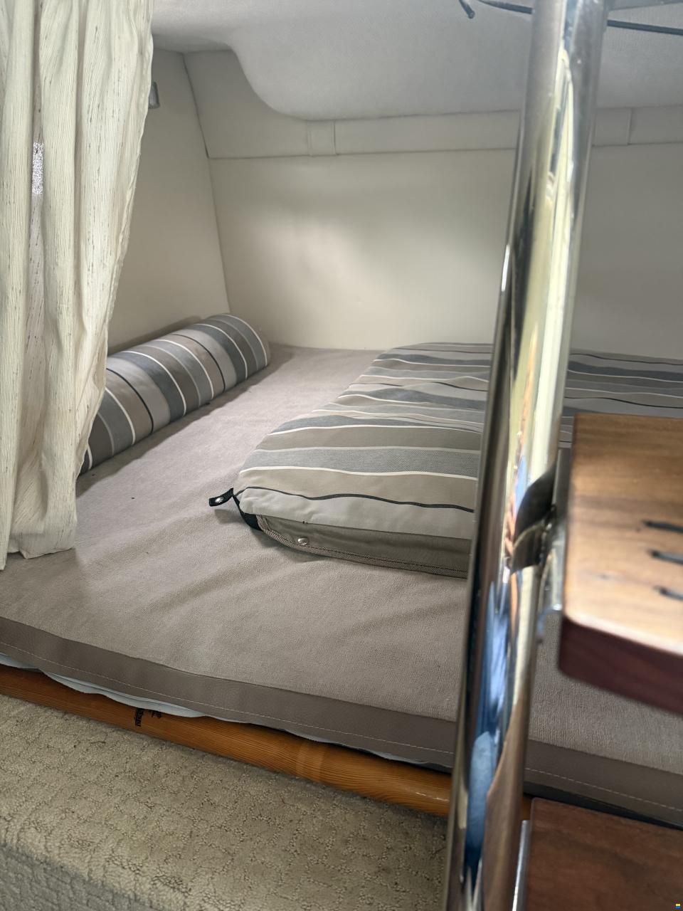 Regal 26 Express