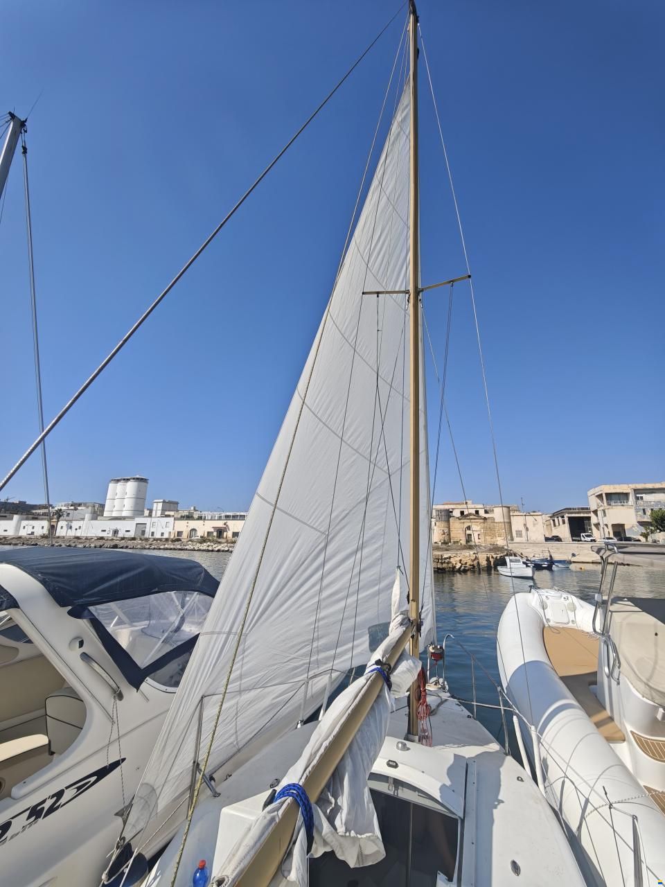 Nautic Plast Hai 590