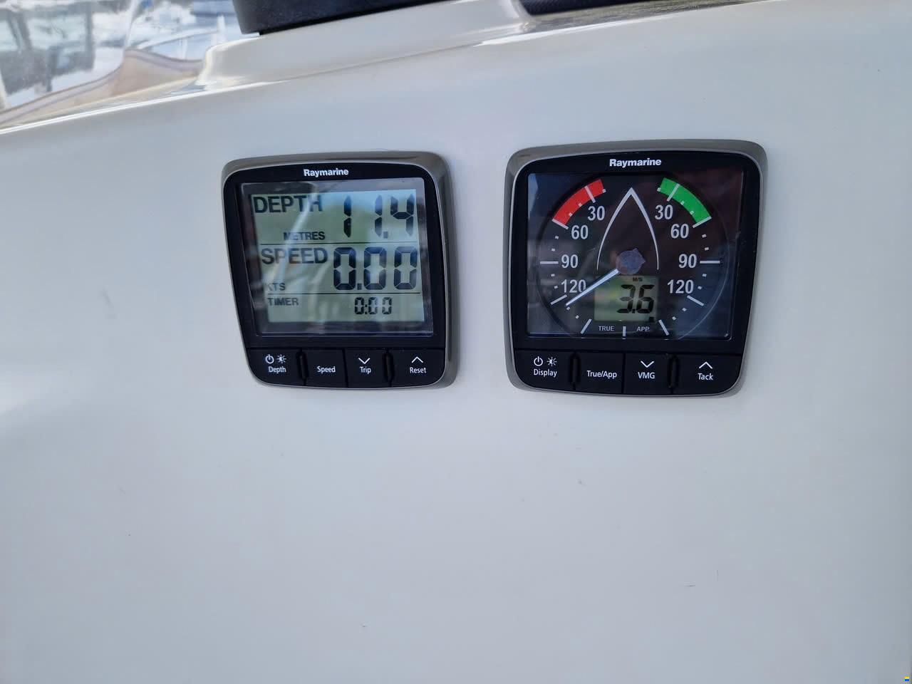 Hanse 371