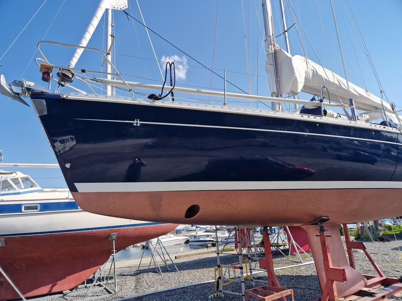 Hanse 371
