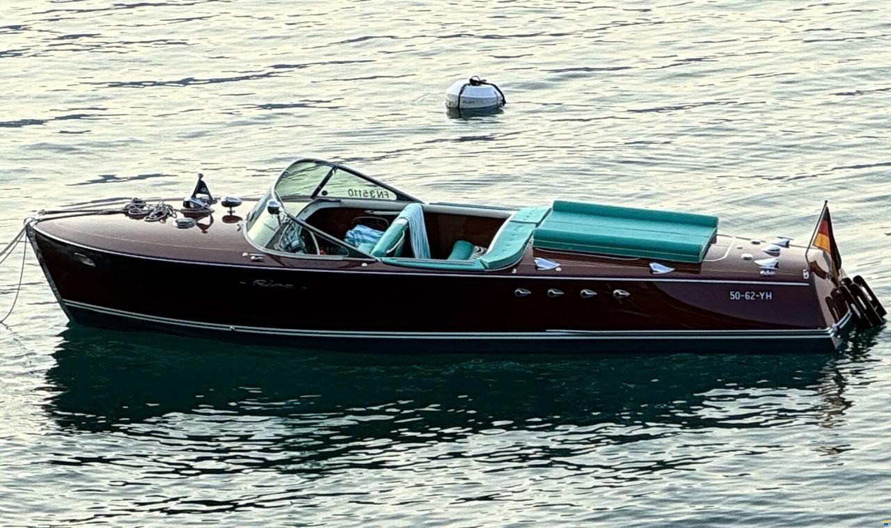 Riva Tritone