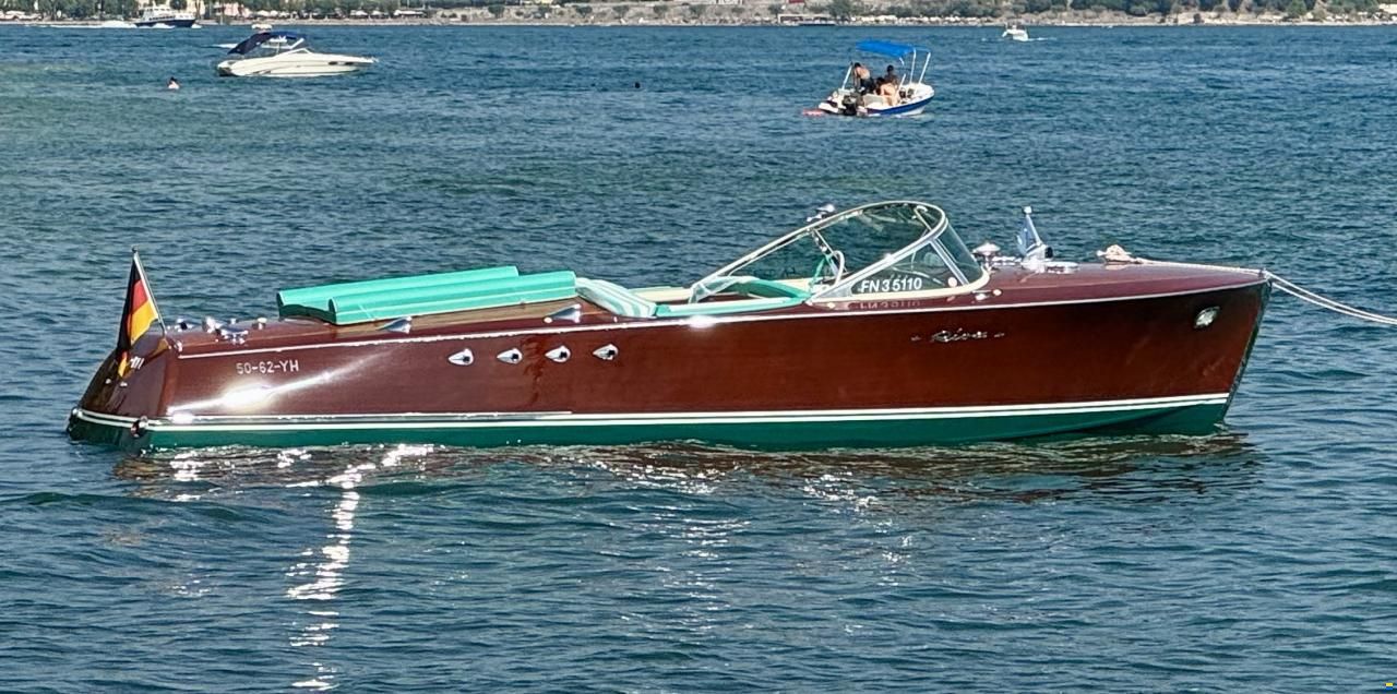 Riva Tritone