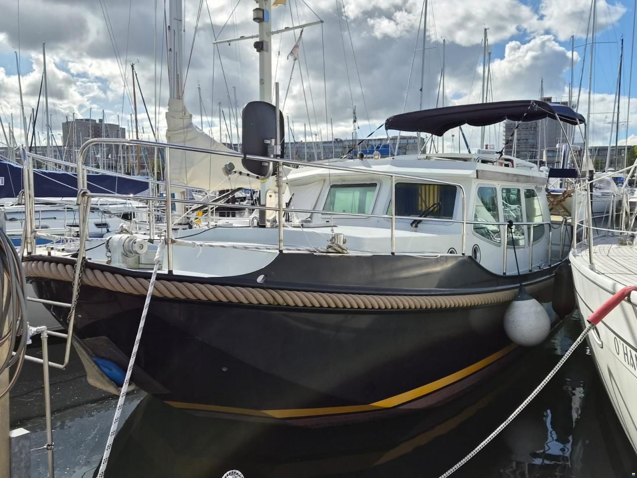 Linssen Dutch Sturdy 320 AC Royal