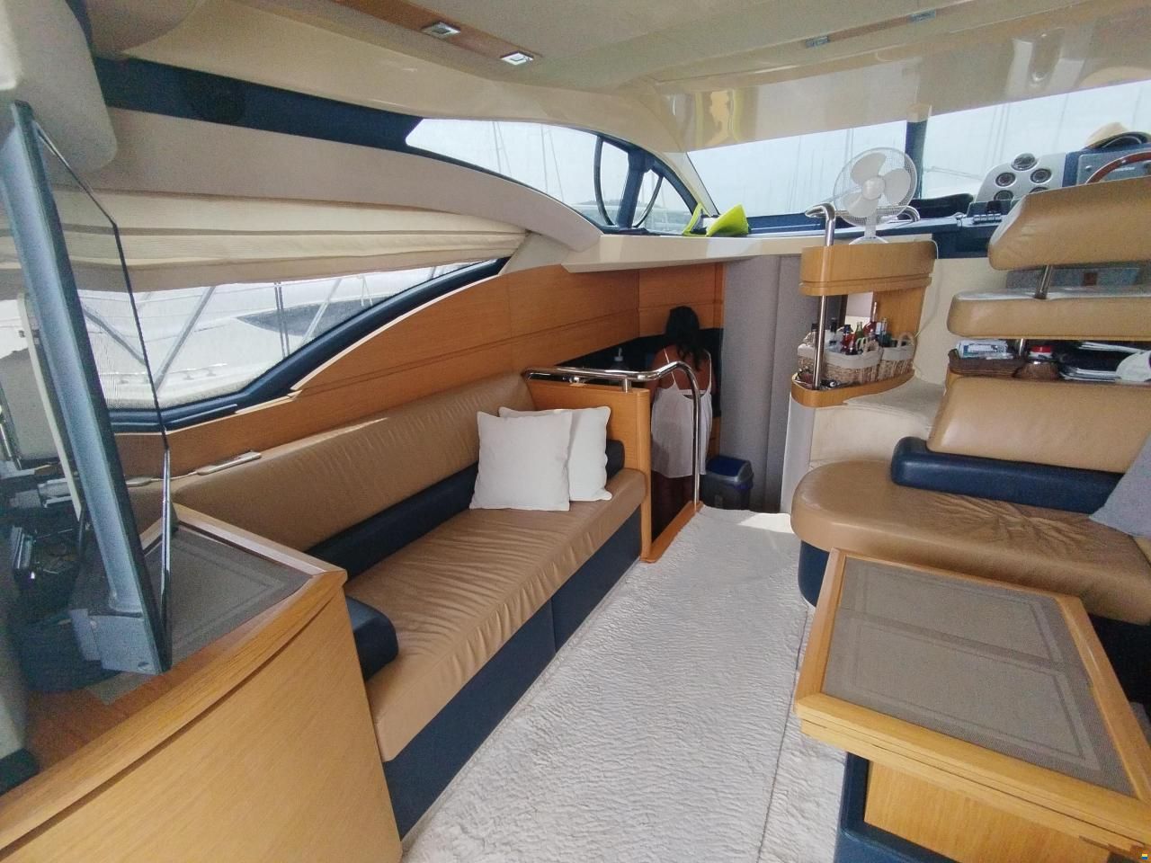 Azimut 43