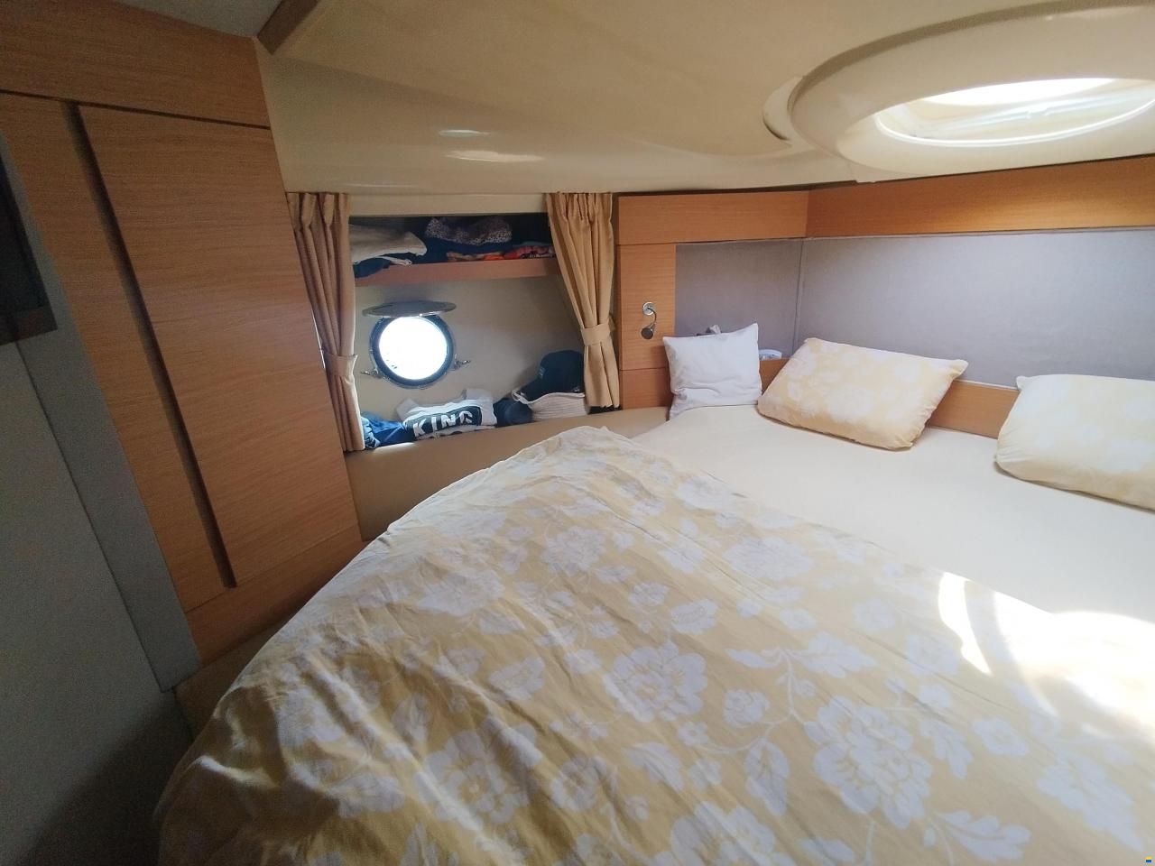 Azimut 43