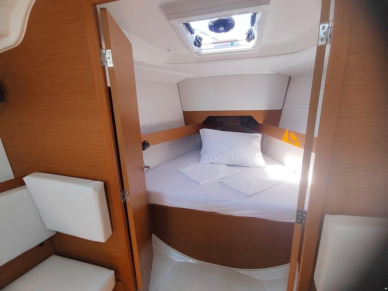 Jeanneau Sun Odyssey 349