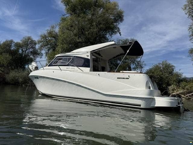 Quicksilver 640 Weekend