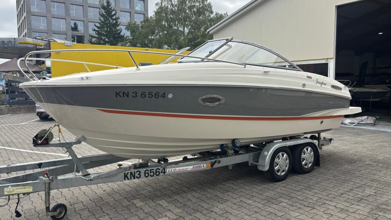 Bayliner 642 Cuddy