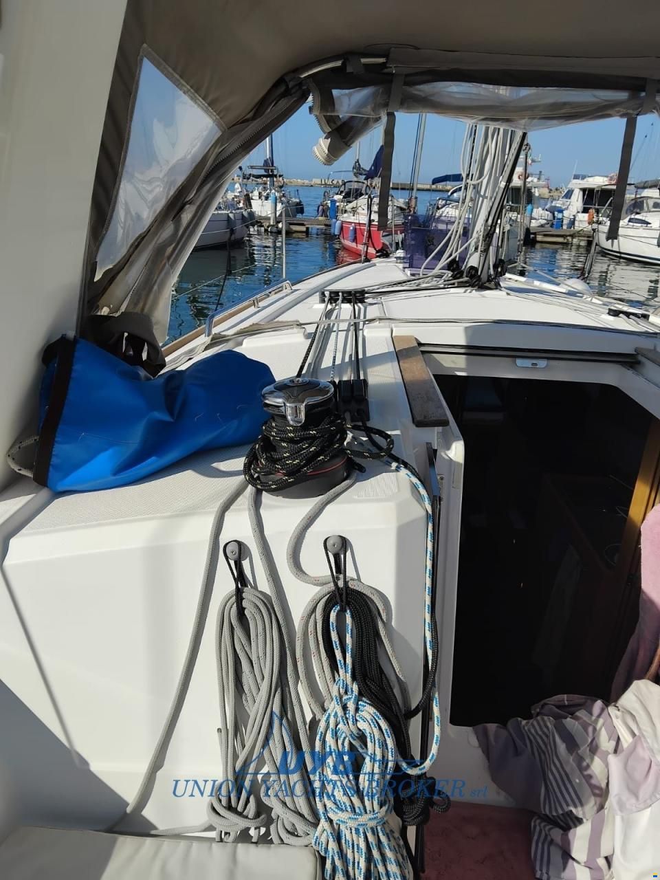 Beneteau OCEANIS 35 Sail Away