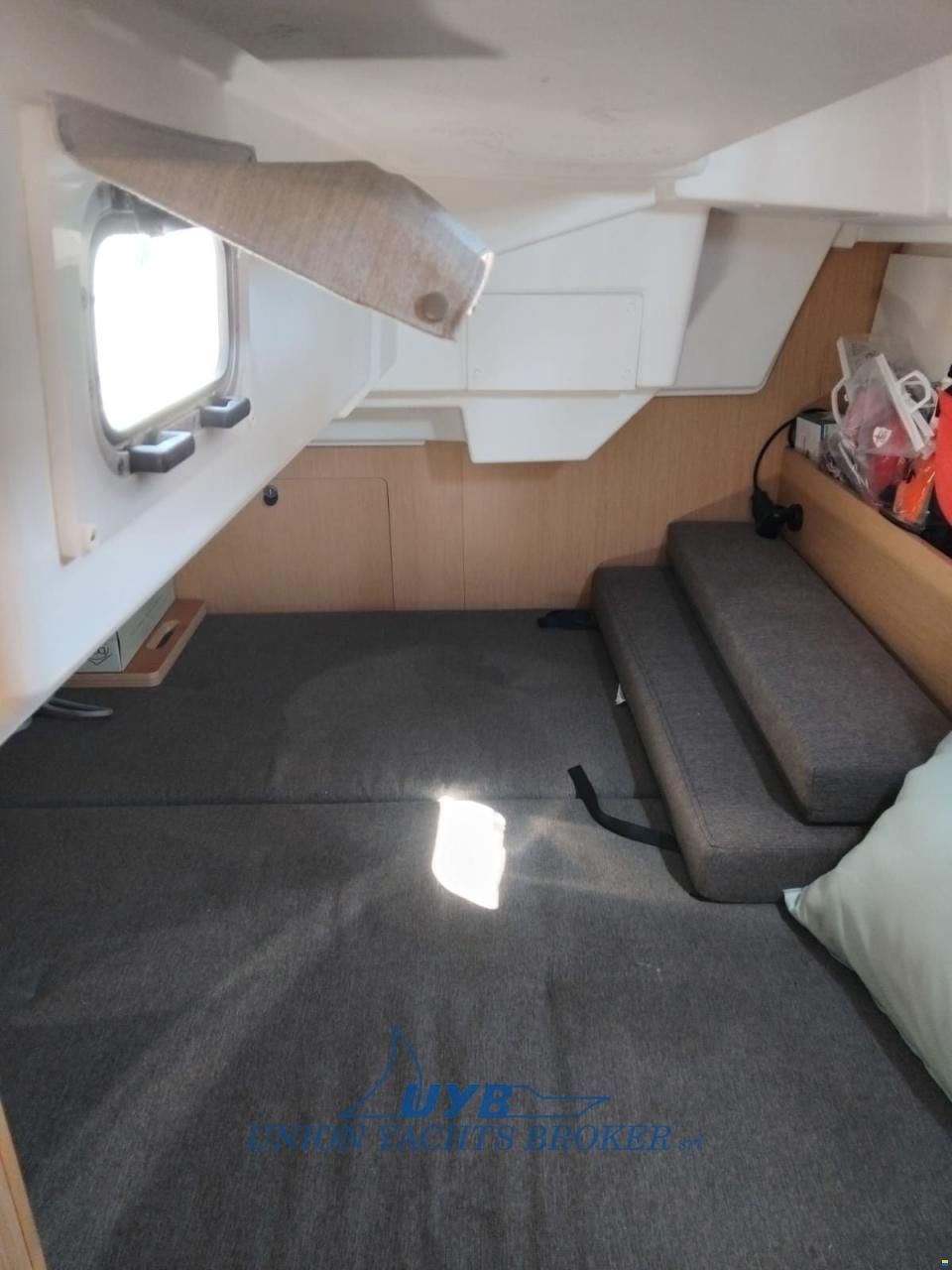 Beneteau OCEANIS 35 Sail Away