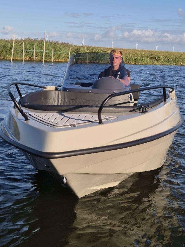 Amigo 475 Sport