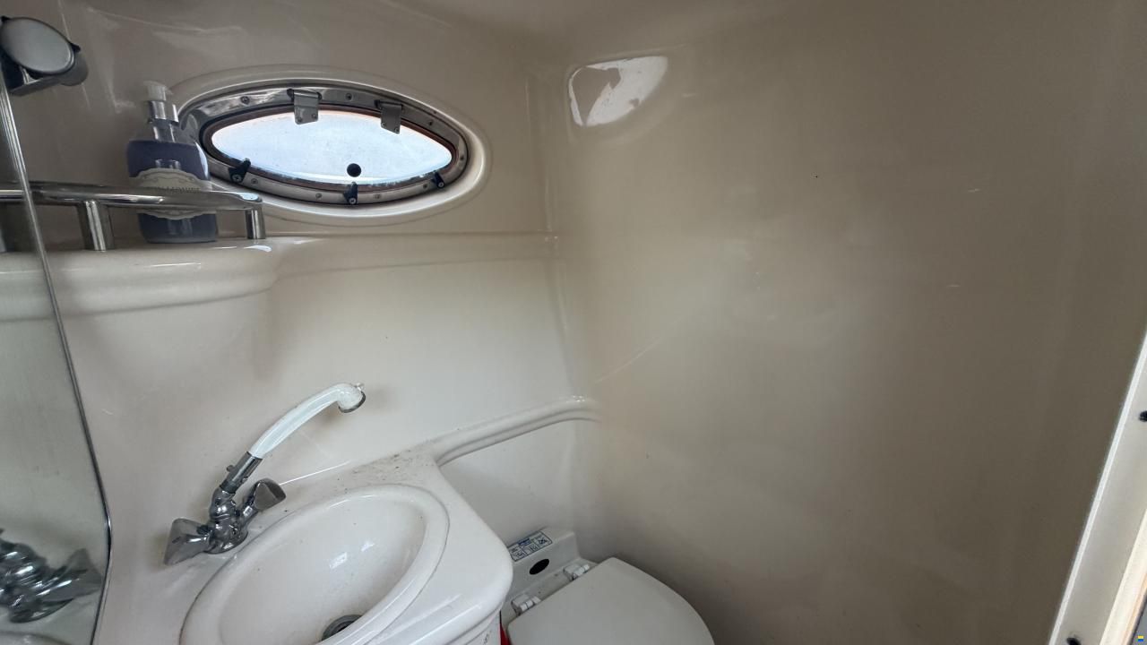 Sea Ray Sundancer 260