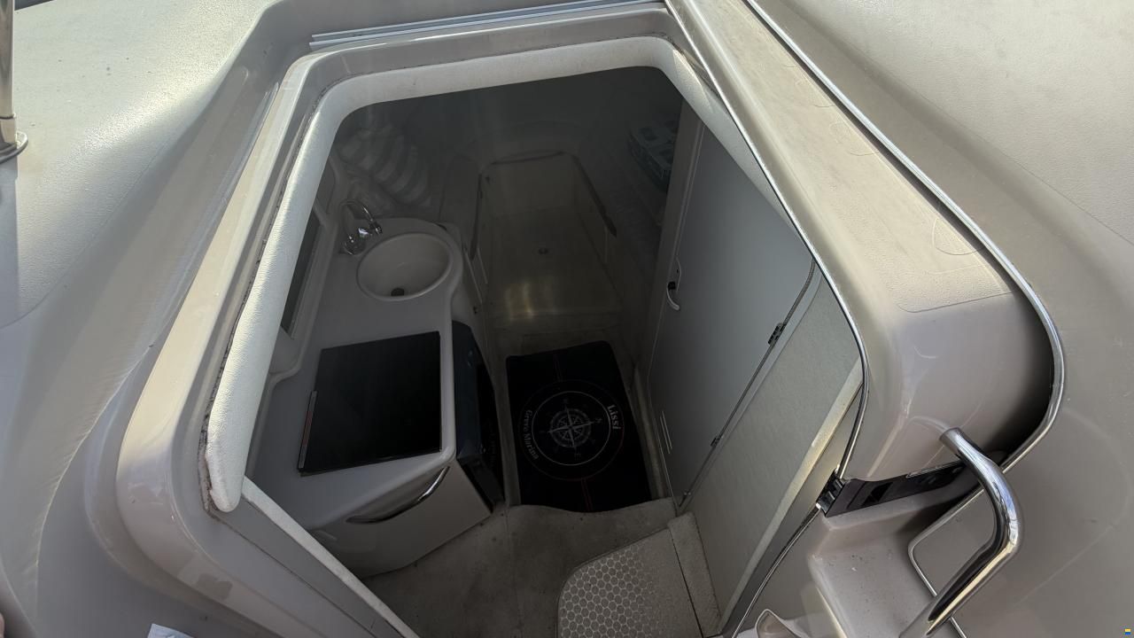 Sea Ray Sundancer 260