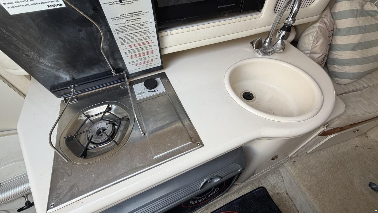 Sea Ray Sundancer 260