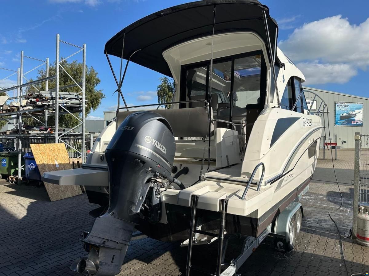 Beneteau Antares 9