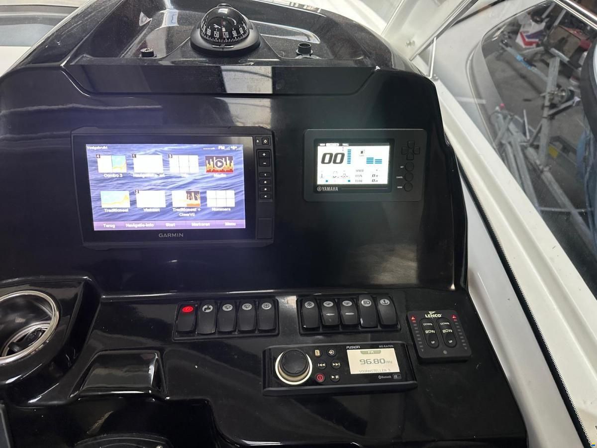 Beneteau Antares 9