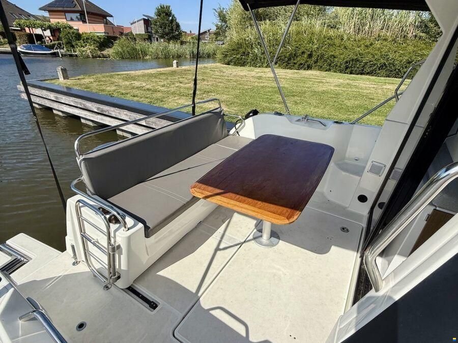 Beneteau Antares 9