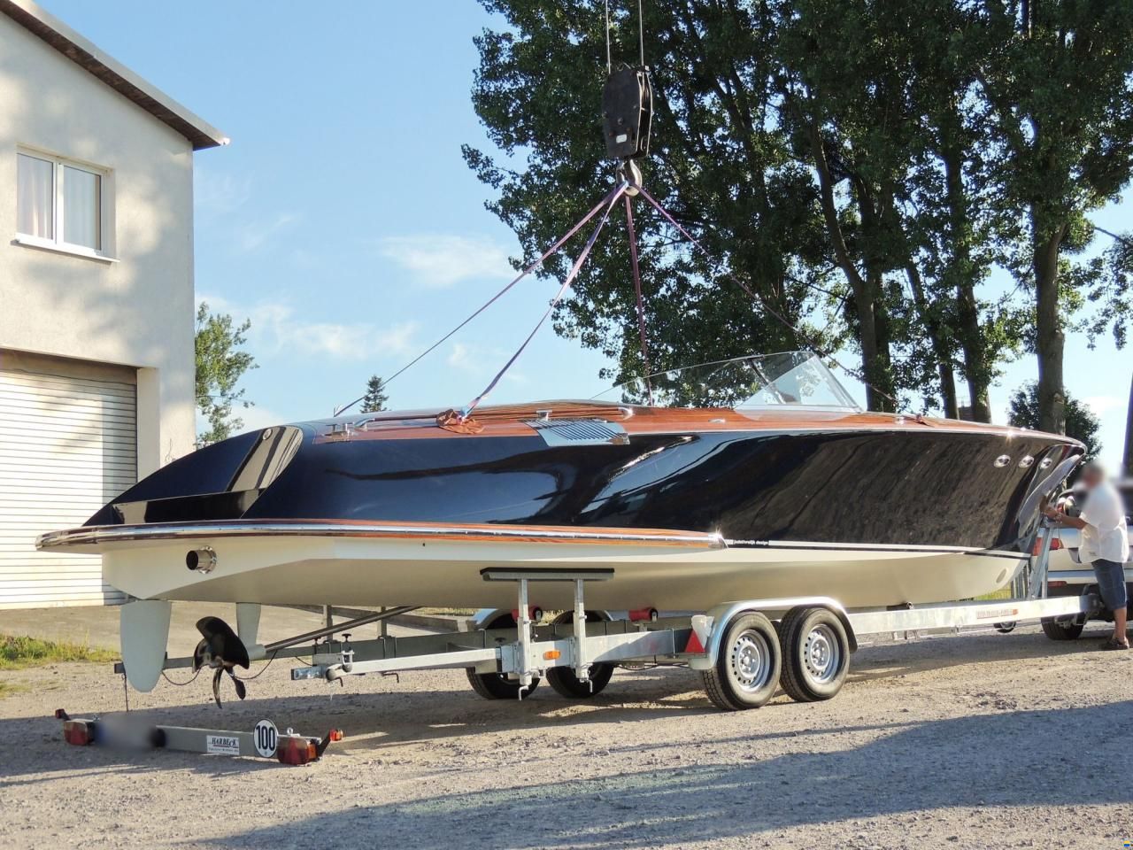 Runabout 33